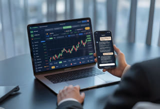 Image d’article consacrée à l’inflation et à l’intérêt pour les cryptoactifs alternatifs